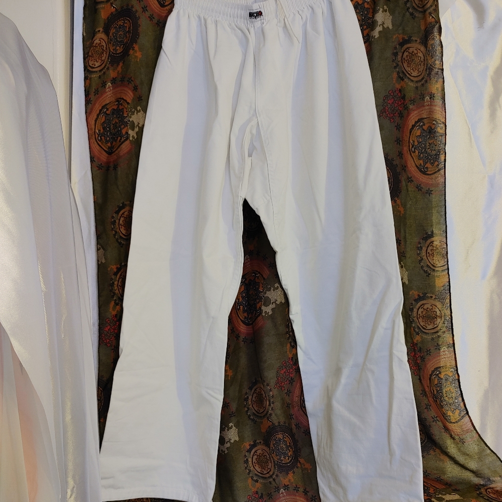 Macho NWOT martial arts Wht Gi student pants 6/200